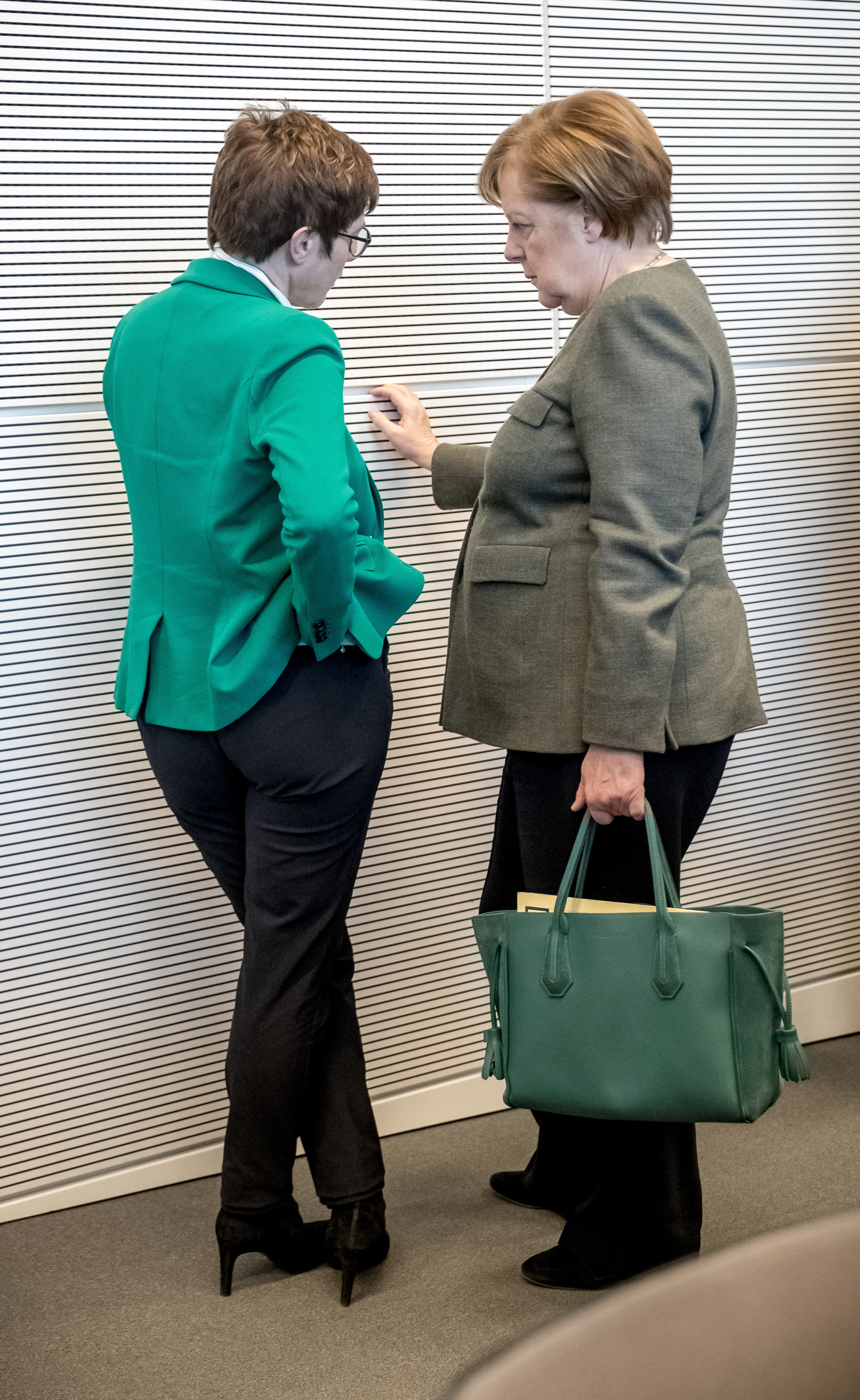 akk-merkel