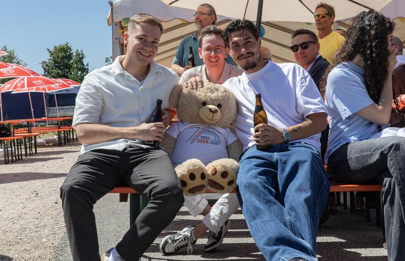 SGR_Gautschfeier_2026_Jubilaeumsmaskotchen-Baerli